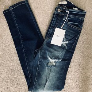 KanCan distressed skinny jeans